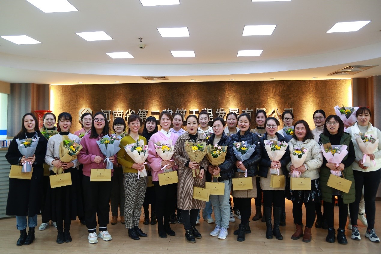 春风十里,芳华如你